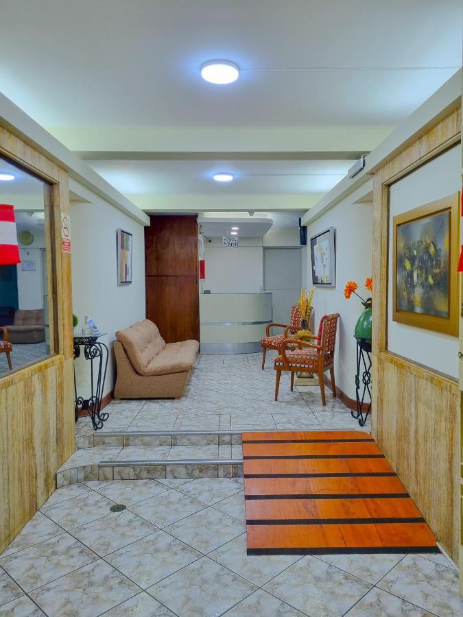 Hostal Solari Трухильо Экстерьер фото