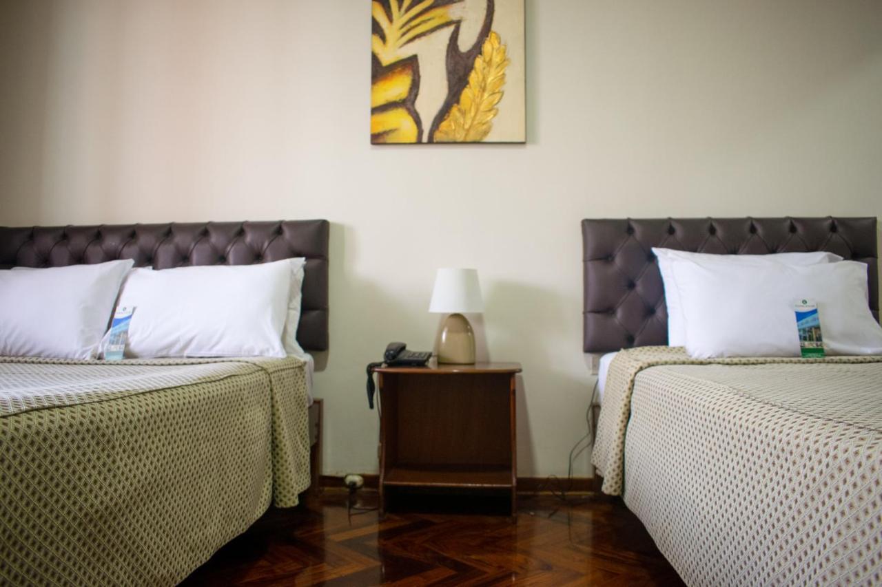 Hostal Solari Трухильо Экстерьер фото