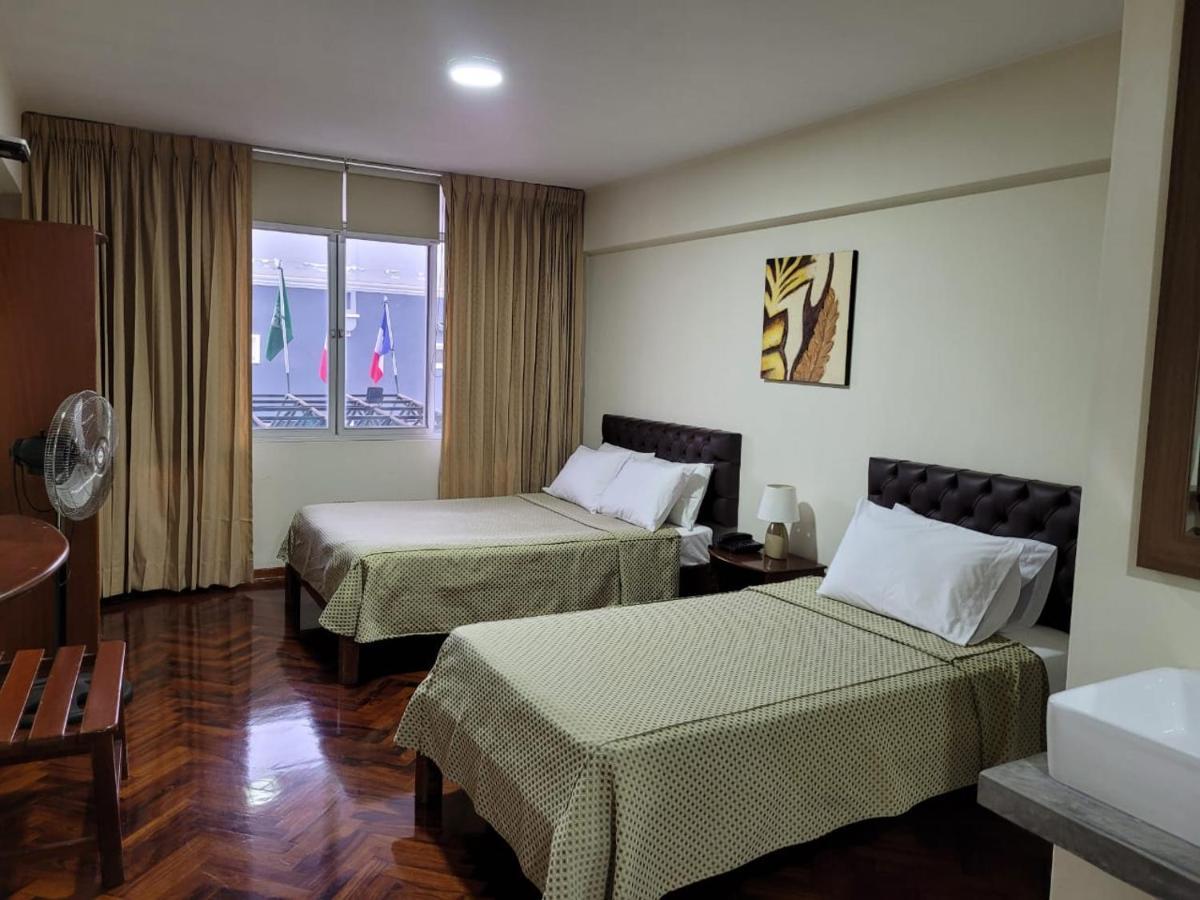 Hostal Solari Трухильо Экстерьер фото